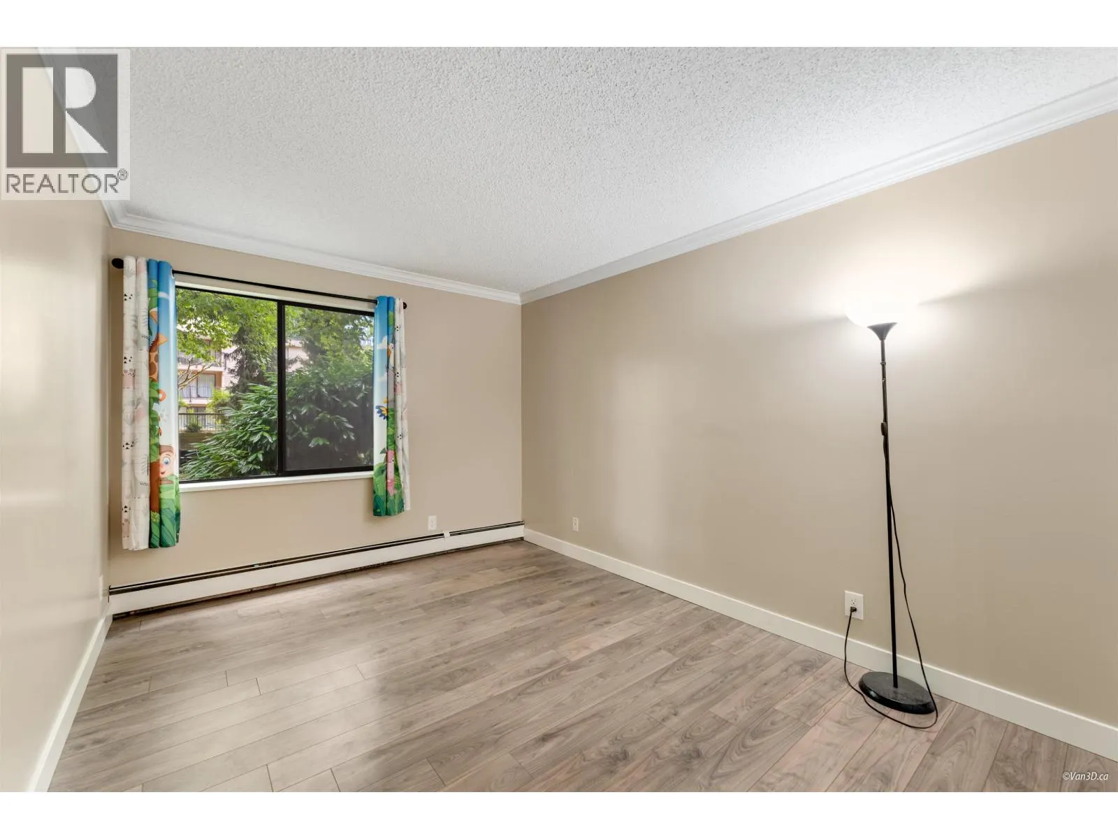 126 8460 LANSDOWNE ROAD