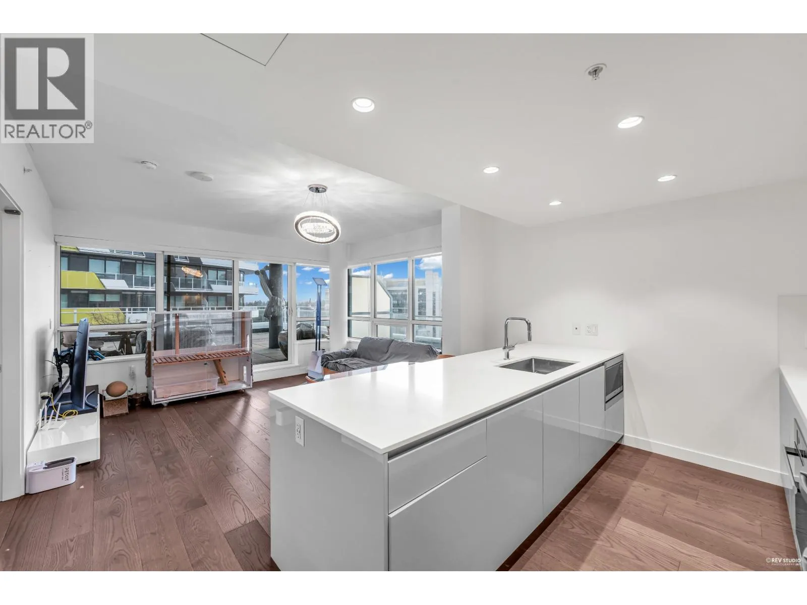 703 5766 GILBERT ROAD