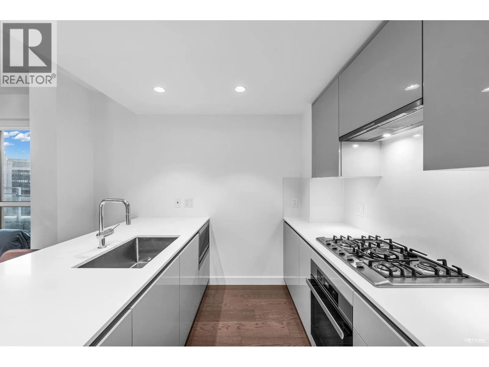 703 5766 GILBERT ROAD