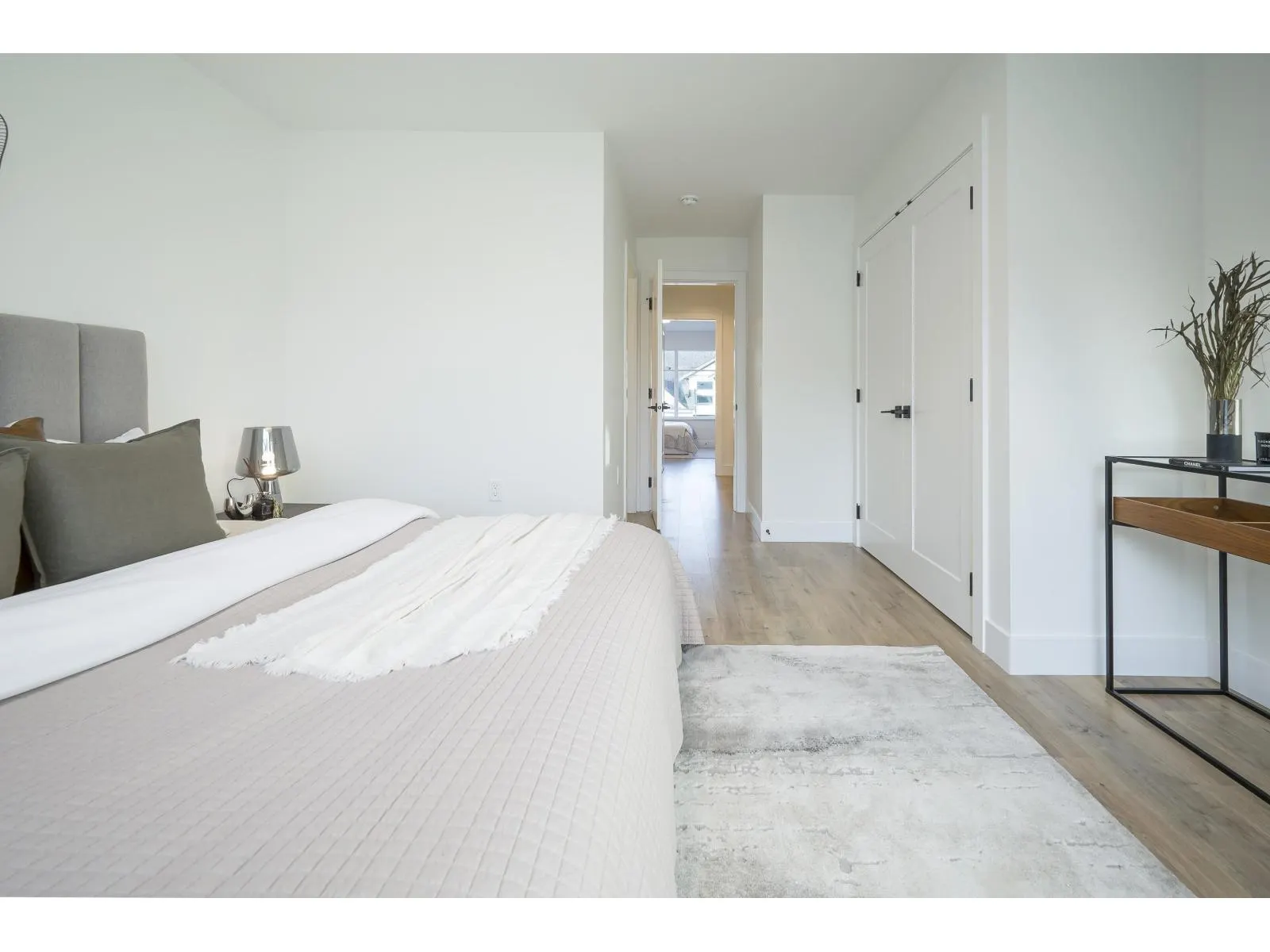 21 12770 105 AVENUE