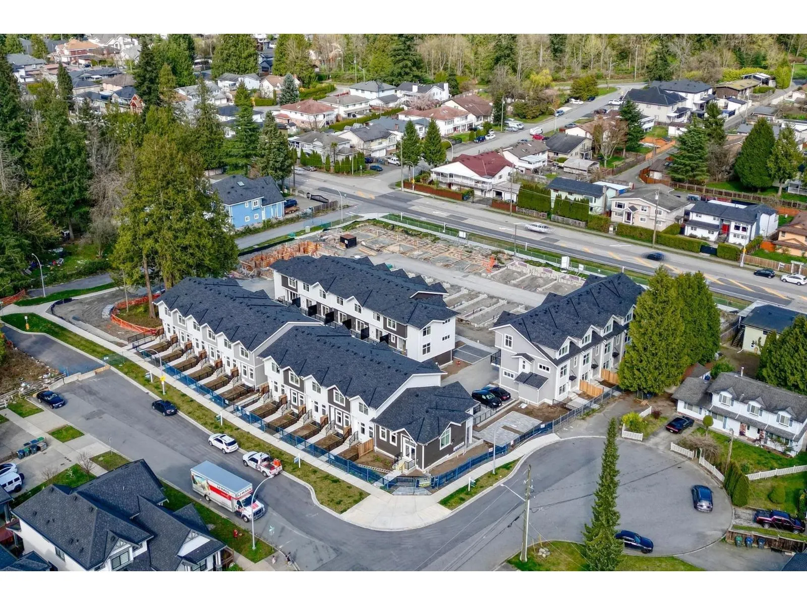 21 12770 105 AVENUE