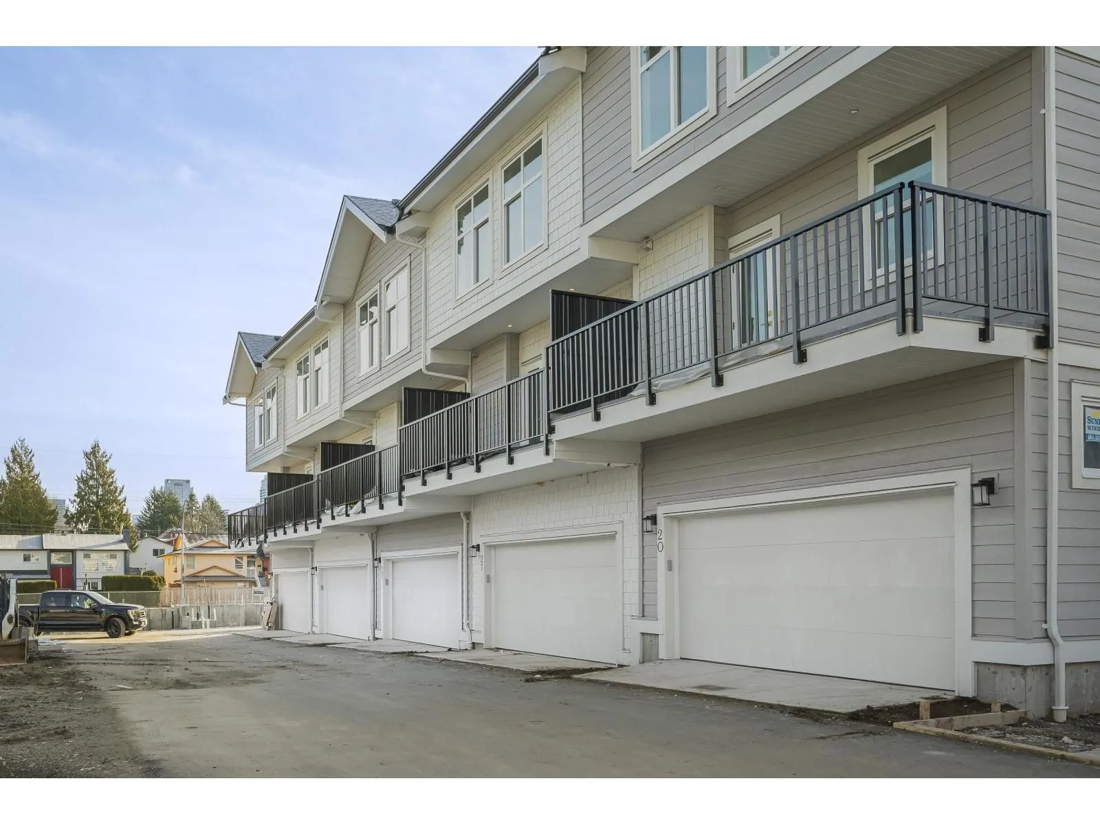 21 12770 105 AVENUE