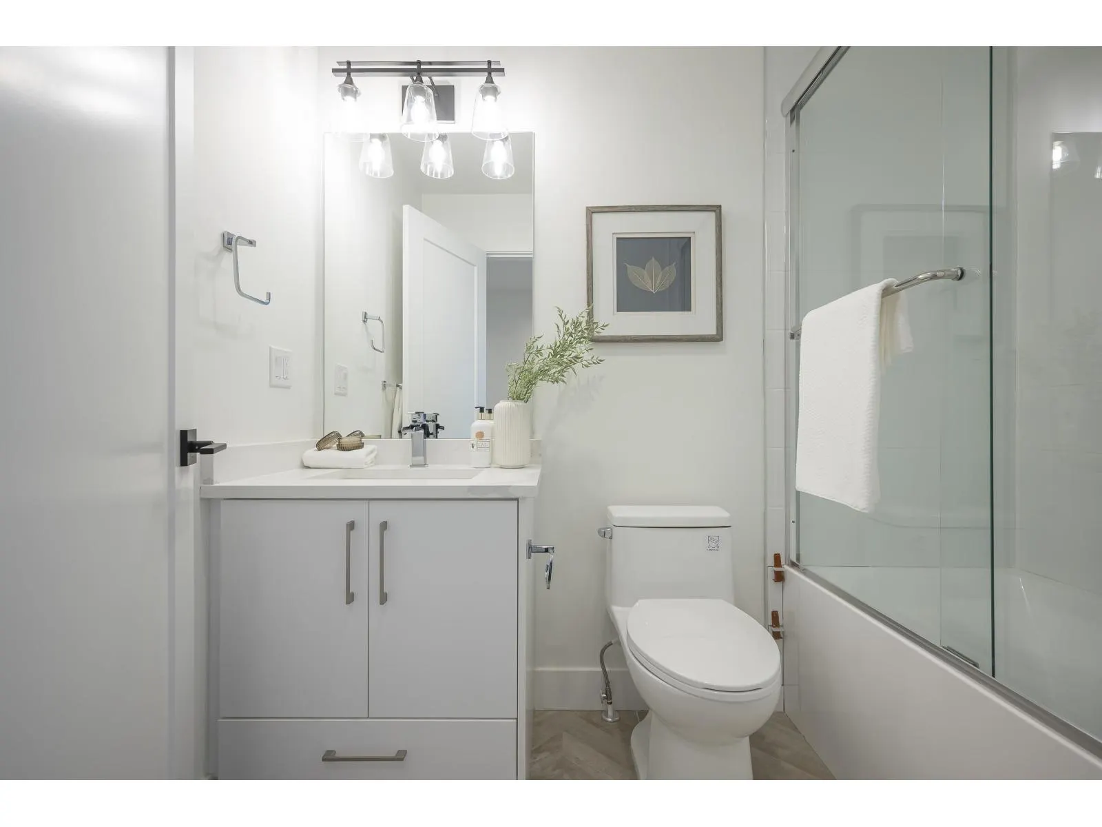 21 12770 105 AVENUE