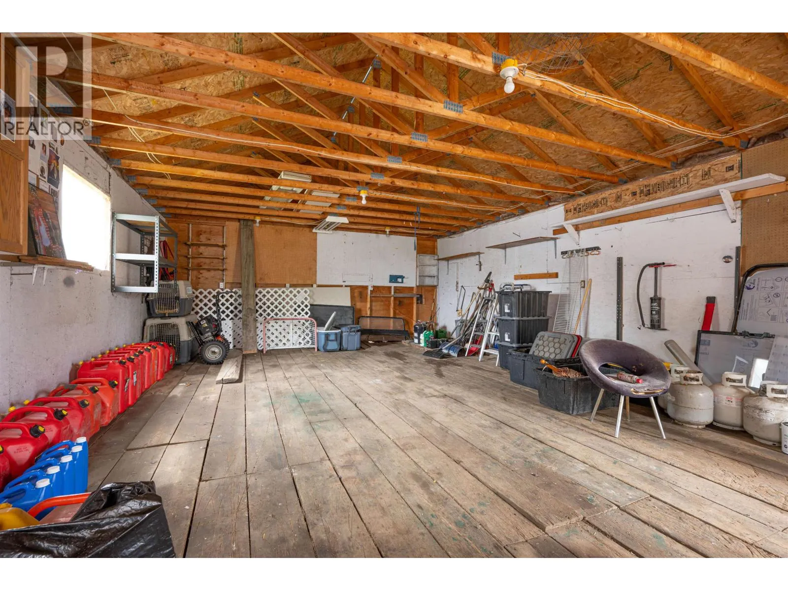 13925 CARIBOO HIGHWAY