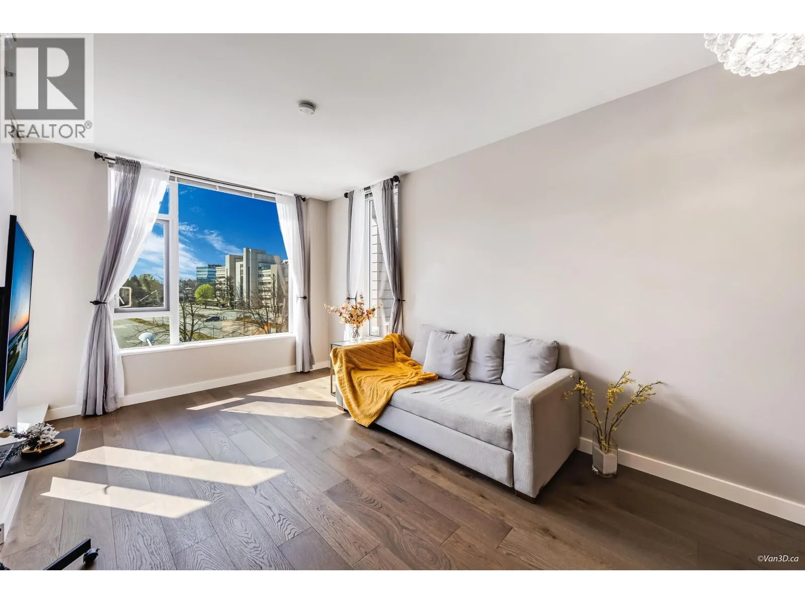 3018 5511 HOLLYBRIDGE WAY