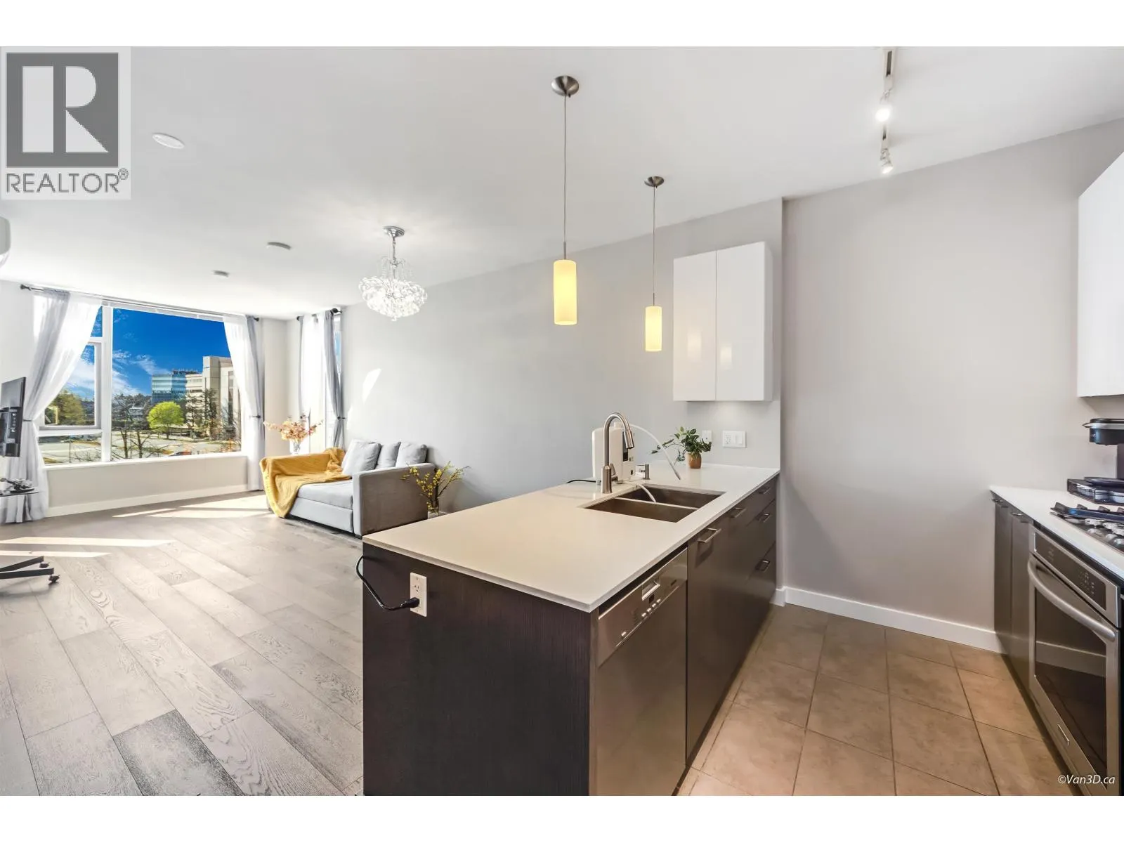 3018 5511 HOLLYBRIDGE WAY