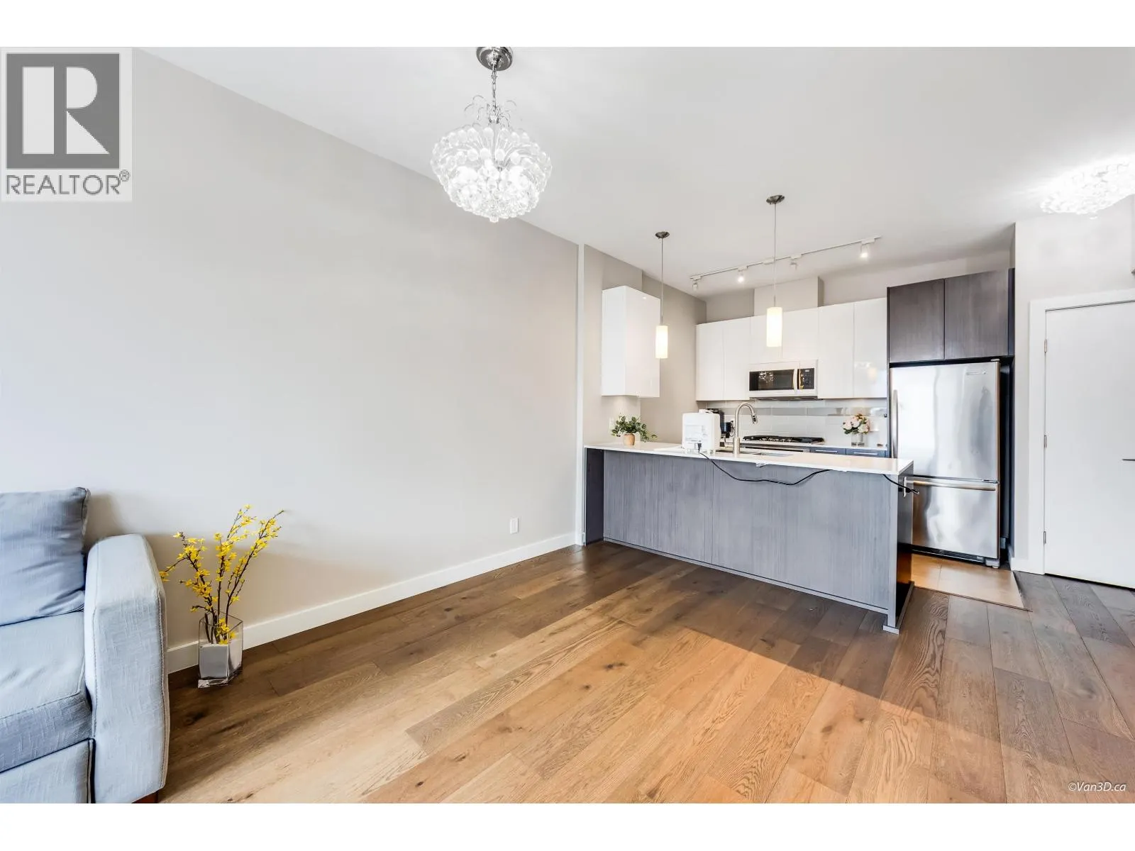 3018 5511 HOLLYBRIDGE WAY