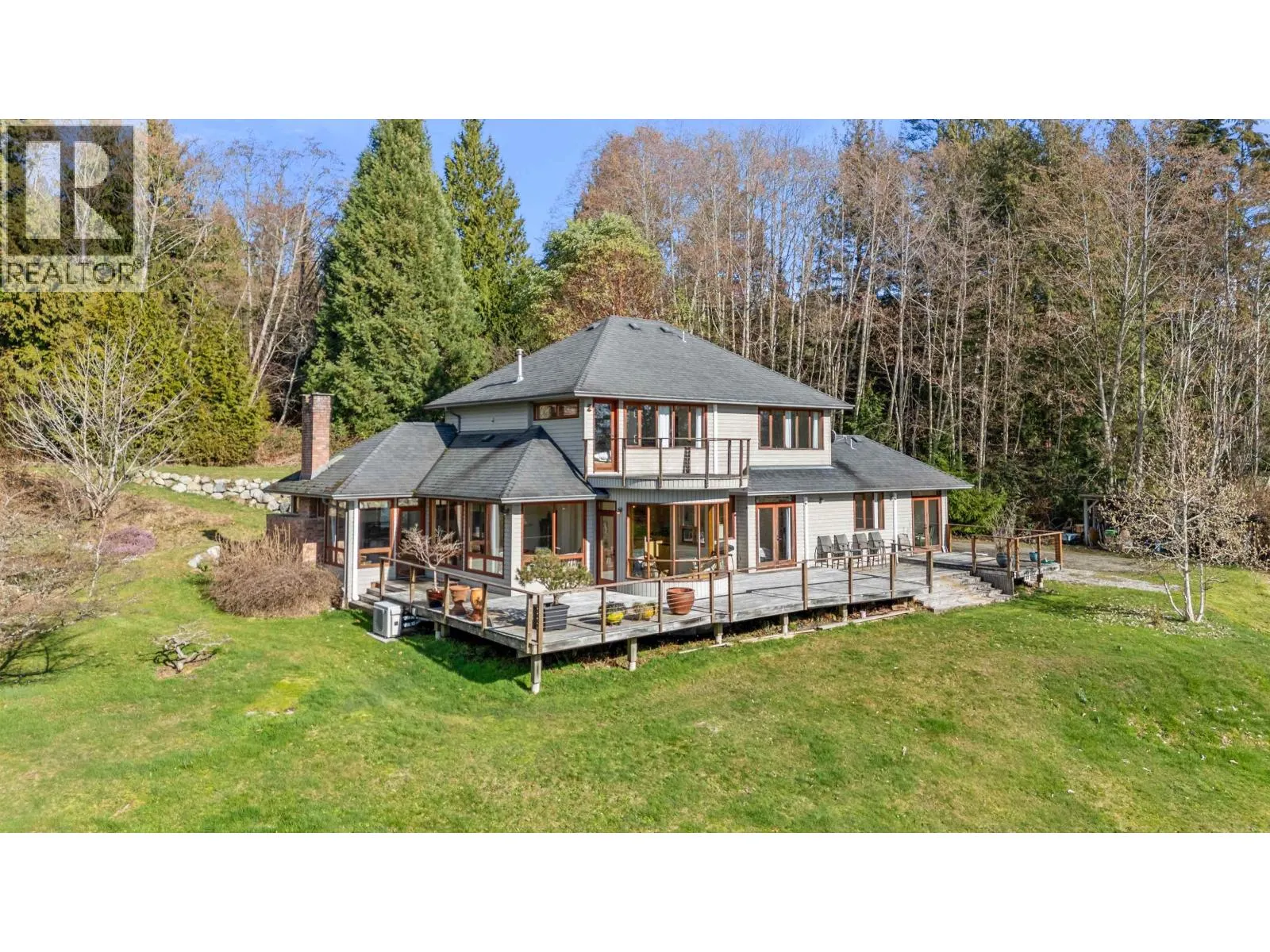 1911 GRANDVIEW ROAD