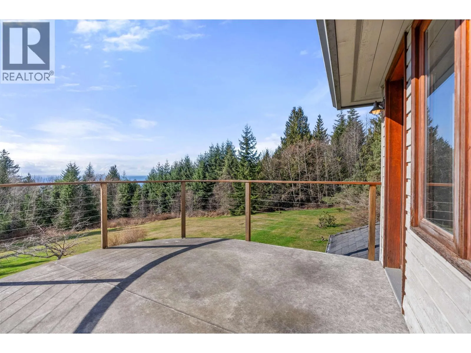 1911 GRANDVIEW ROAD