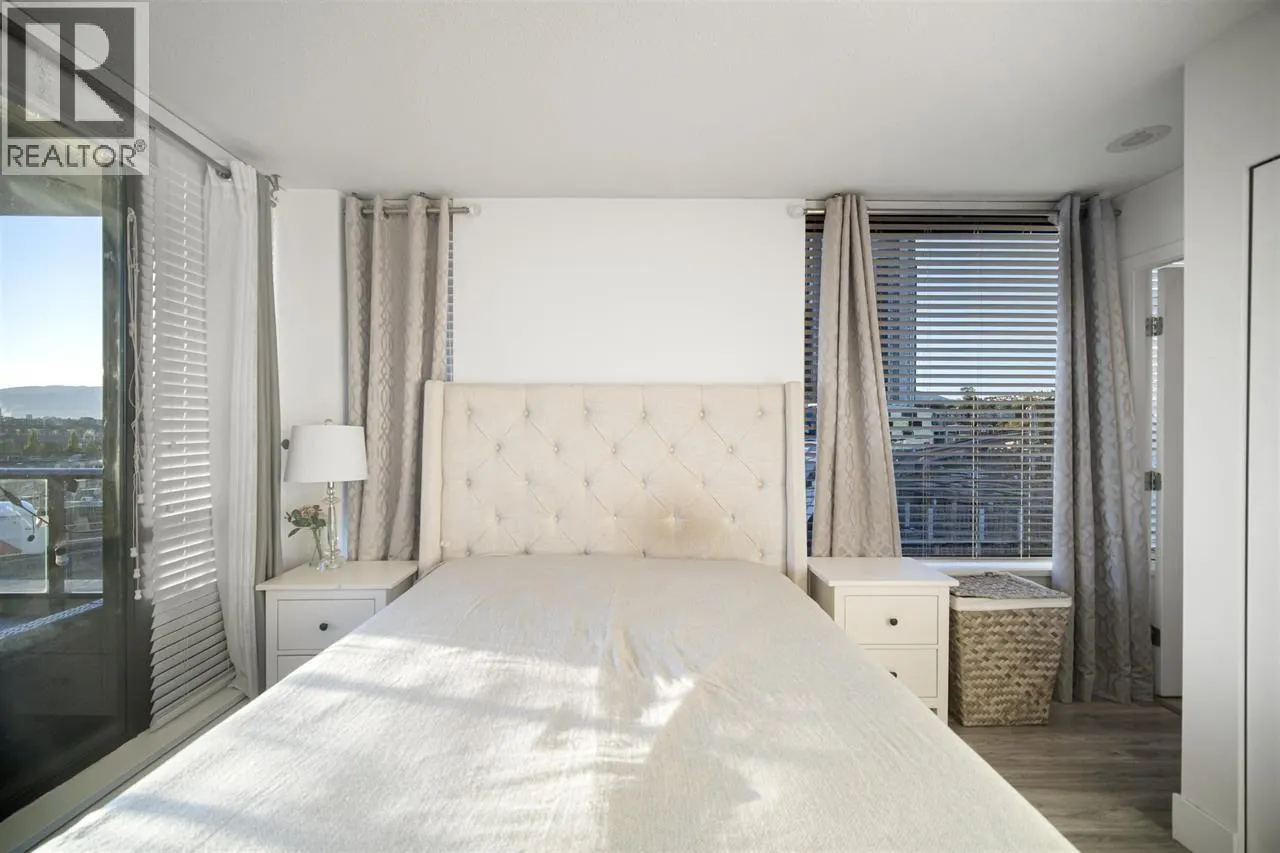 702 4118 DAWSON STREET