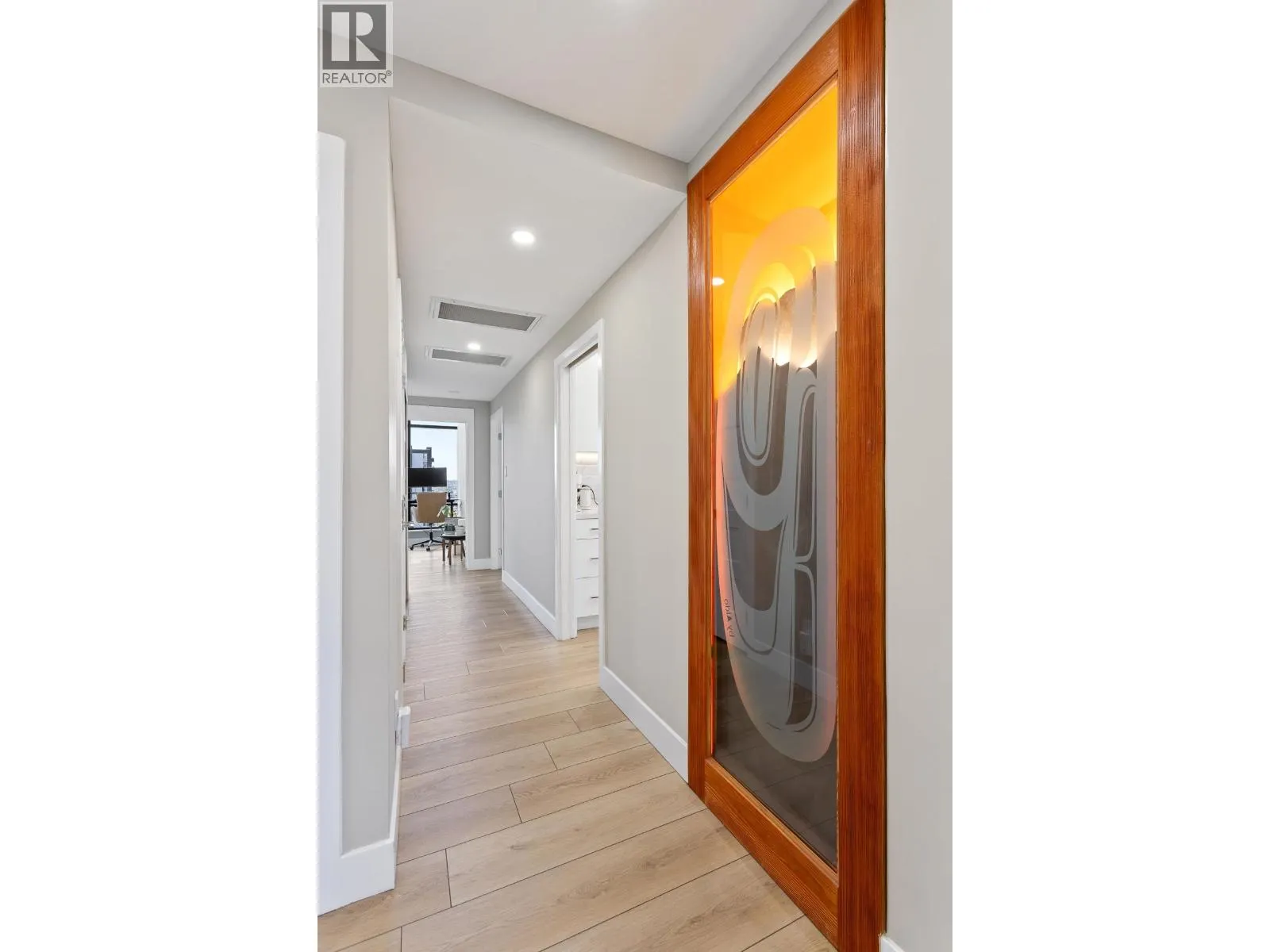 15C 1500 ALBERNI STREET