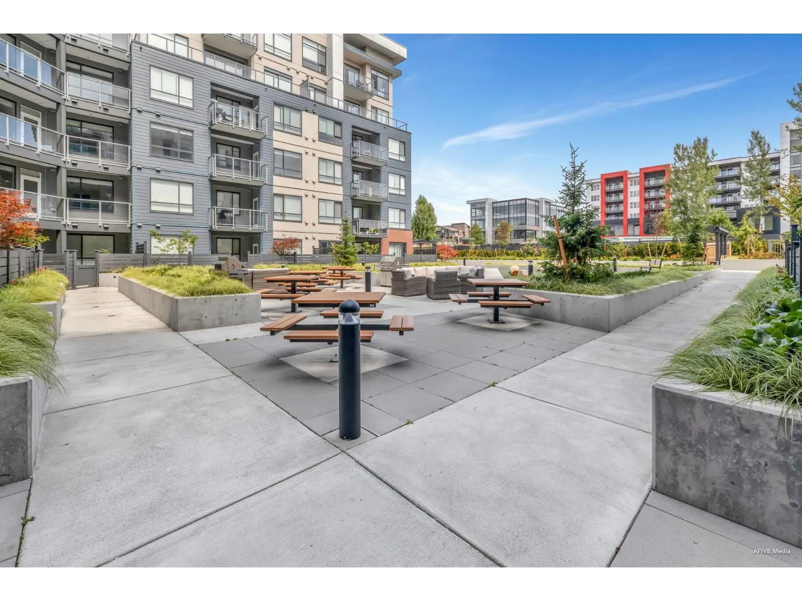 606 7920 206 STREET