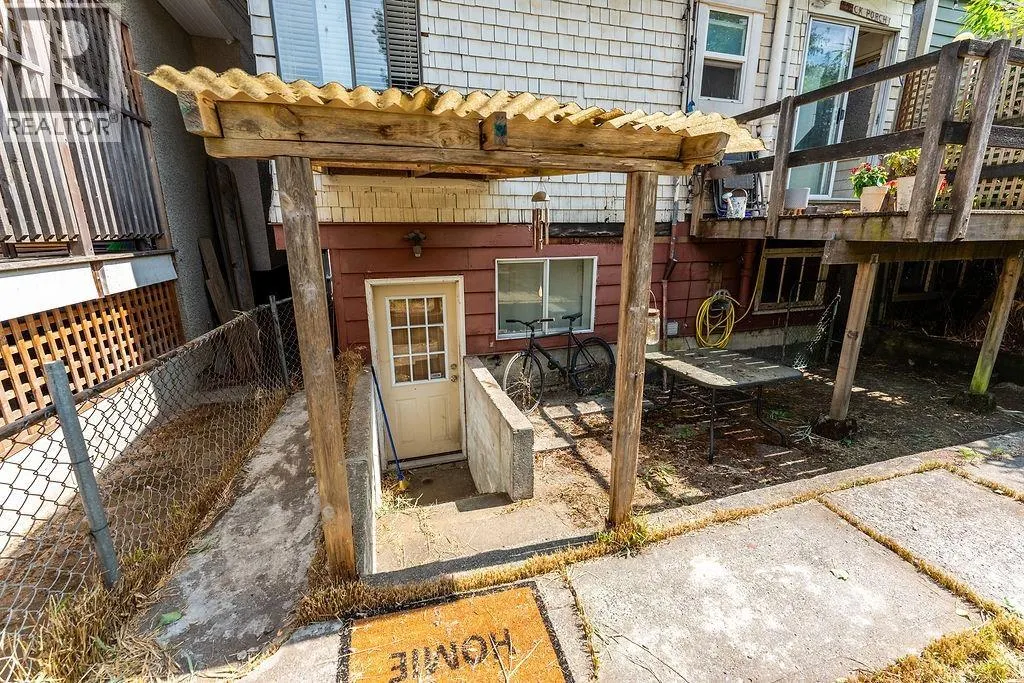 4225 JOHN STREET