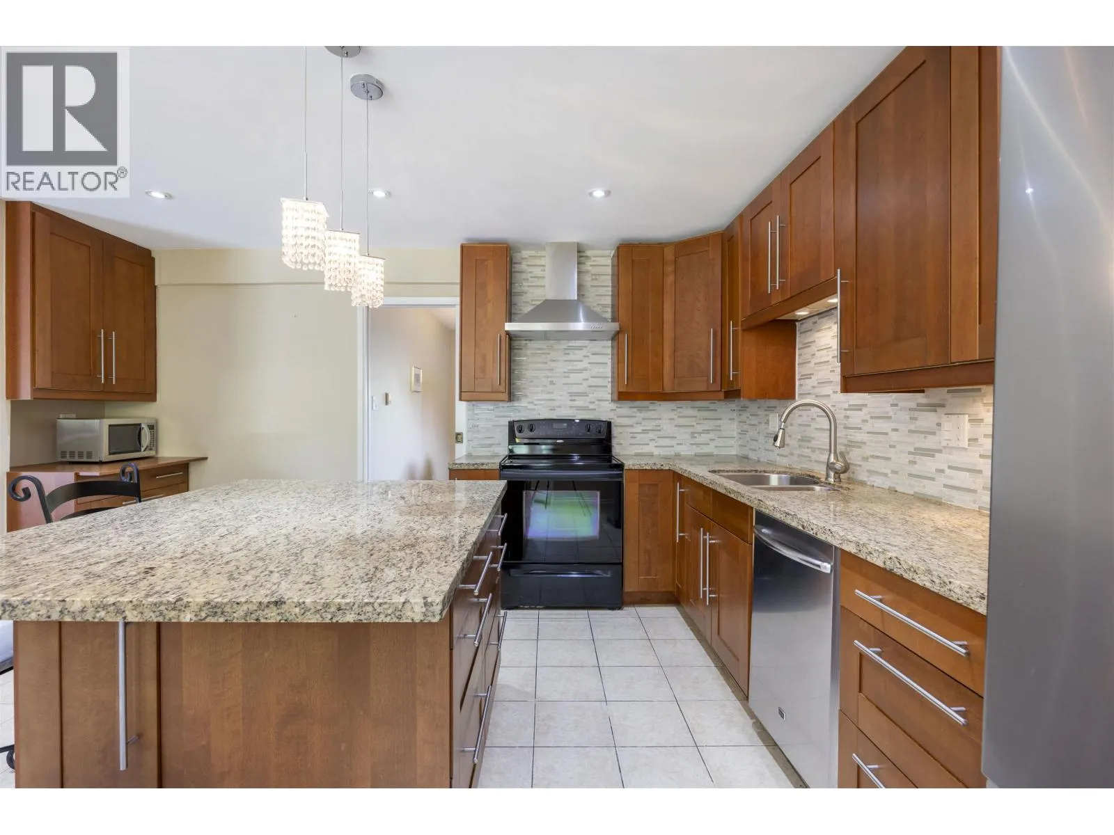 10548 CANSO CRESCENT
