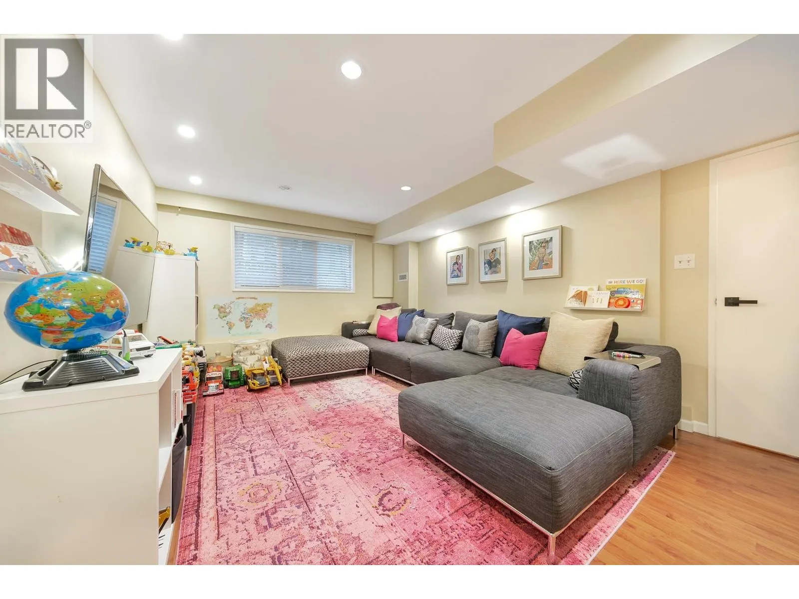 83 GLENMORE DRIVE
