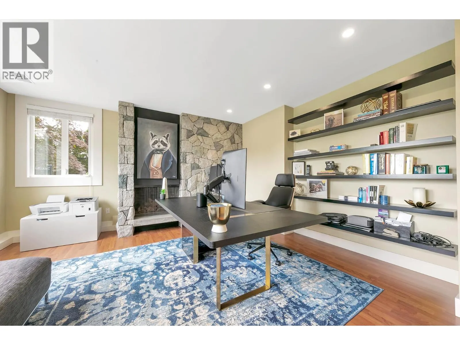 83 GLENMORE DRIVE