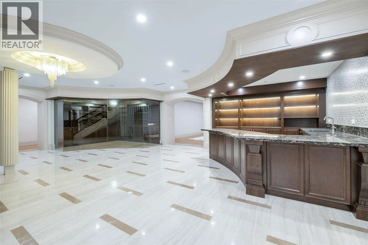 925 FAIRMILE ROAD