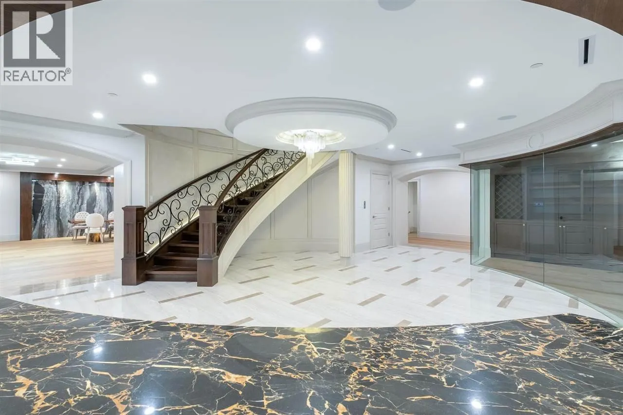 925 FAIRMILE ROAD