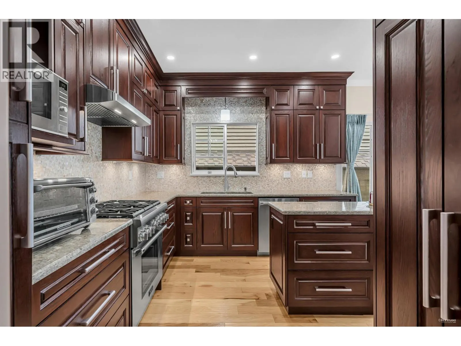 87 2979 PANORAMA DRIVE
