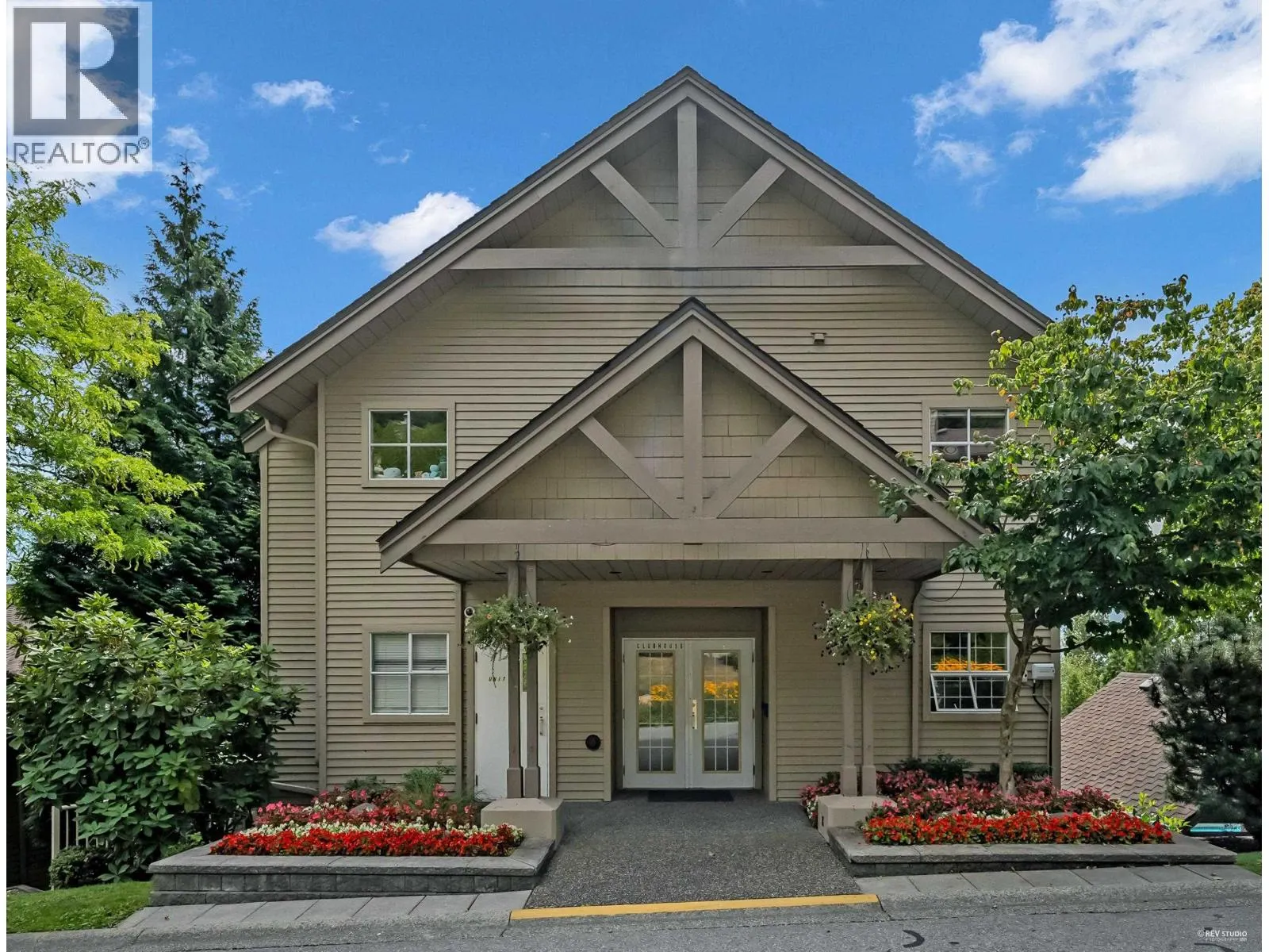 87 2979 PANORAMA DRIVE