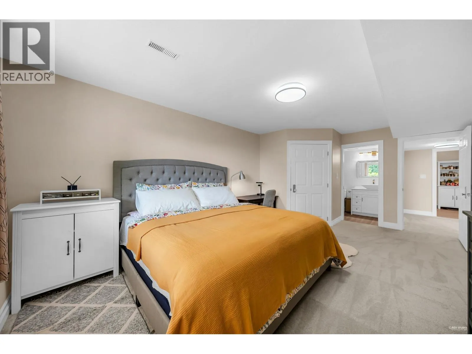 87 2979 PANORAMA DRIVE