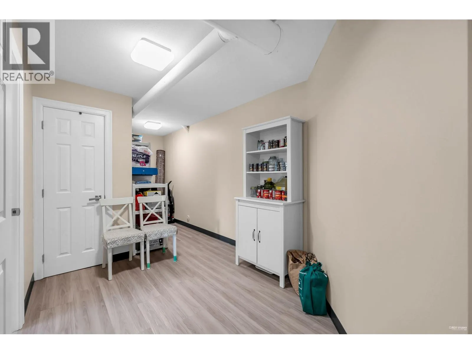 87 2979 PANORAMA DRIVE