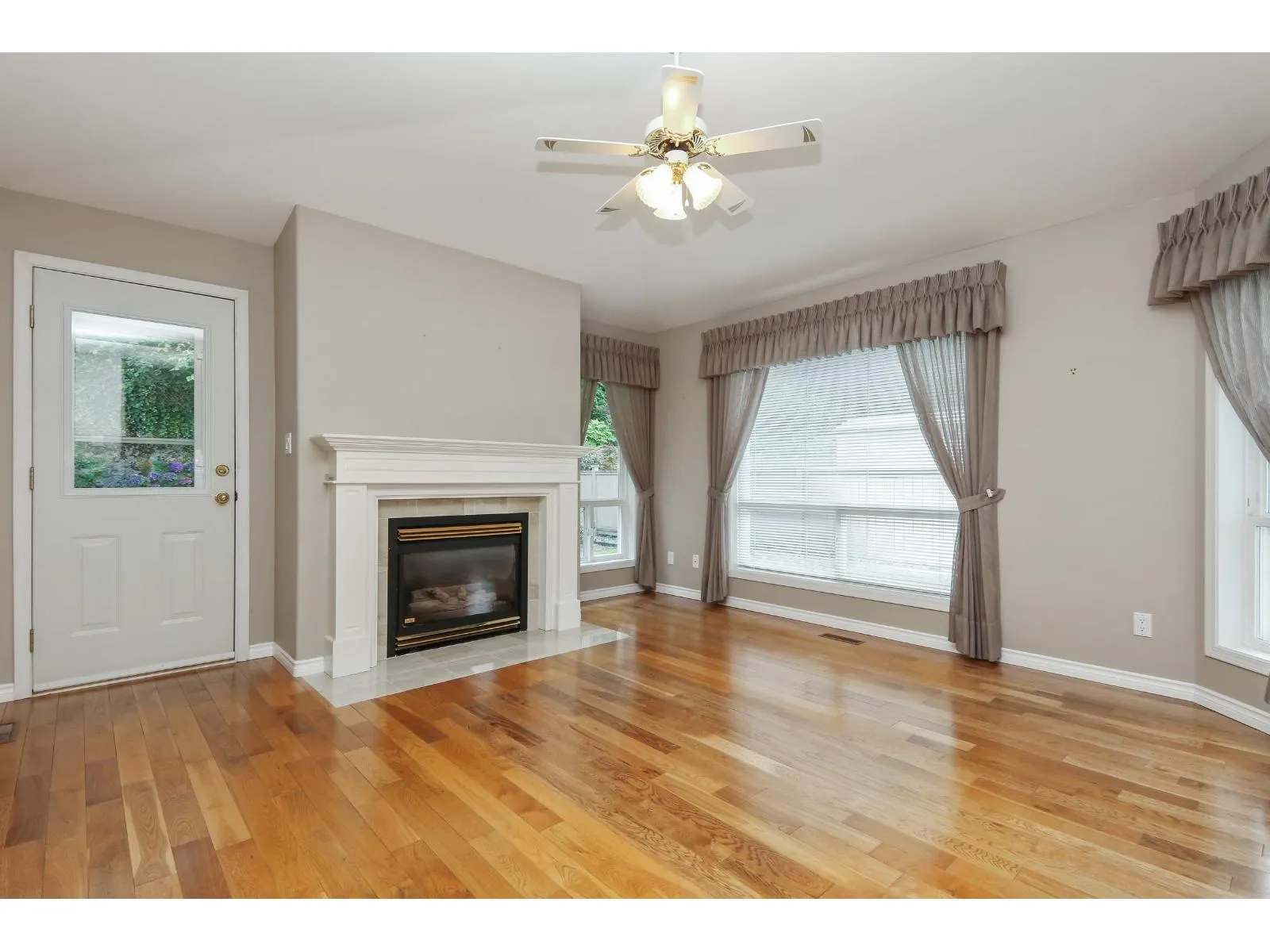 197 6001 PROMONTORY ROAD|Sardis South