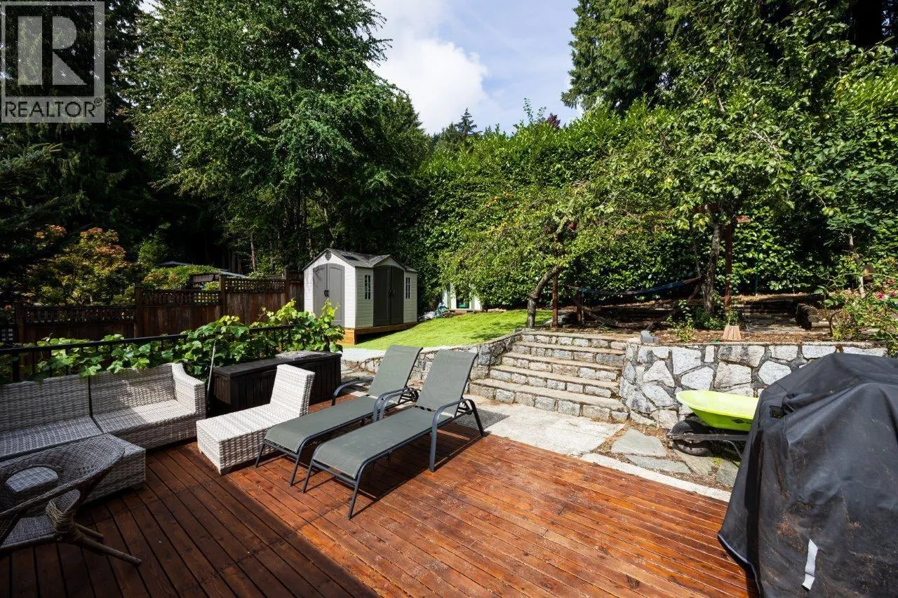 4577 MEADOWBANK CLOSE