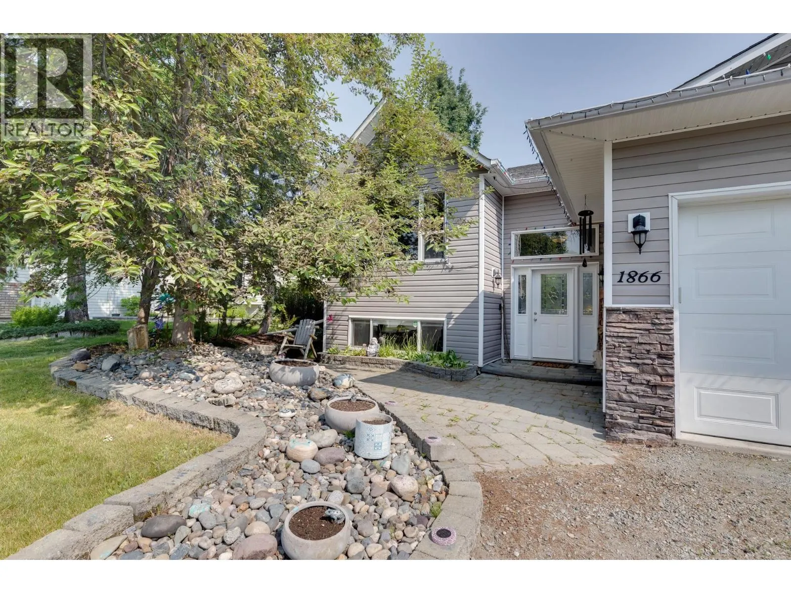 1866 BACHINSKI CRESCENT
