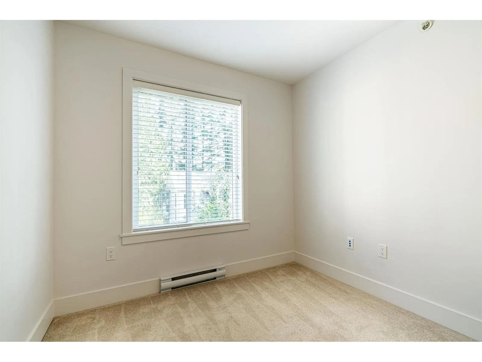 170 9718 161A STREET
