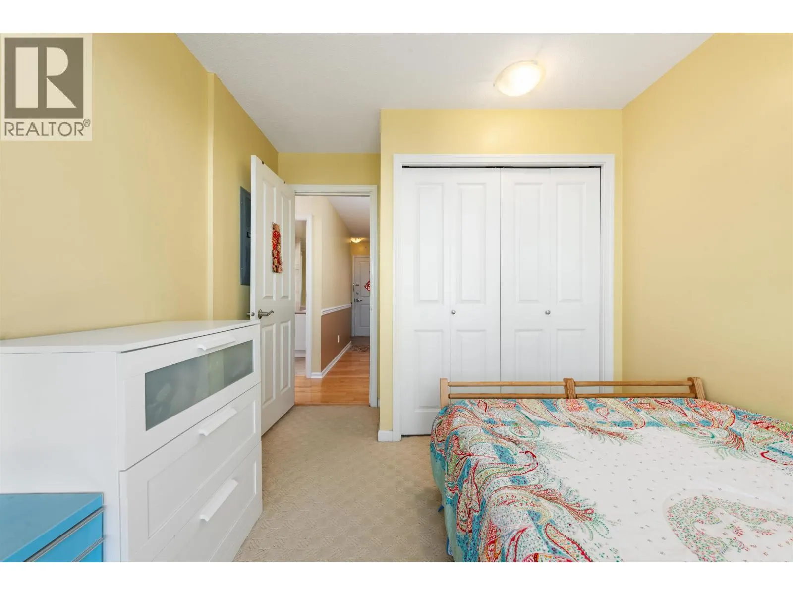1203 6611 SOUTHOAKS CRESCENT