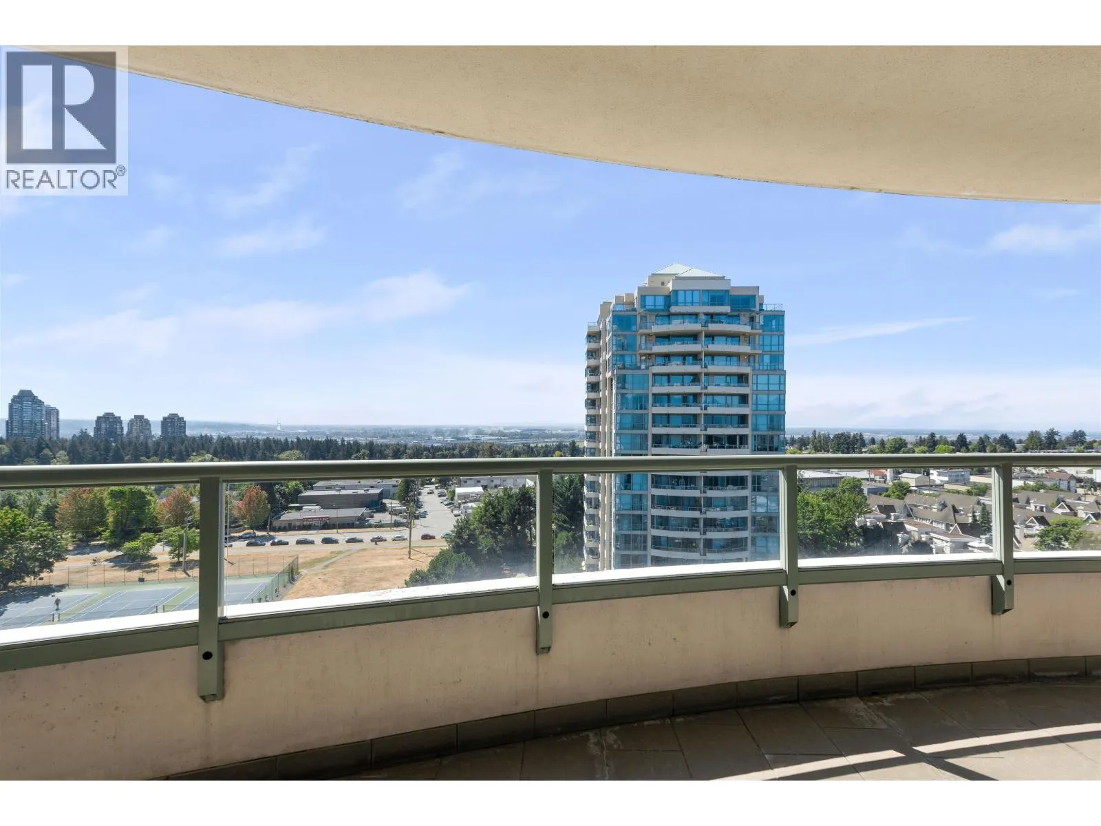 1203 6611 SOUTHOAKS CRESCENT