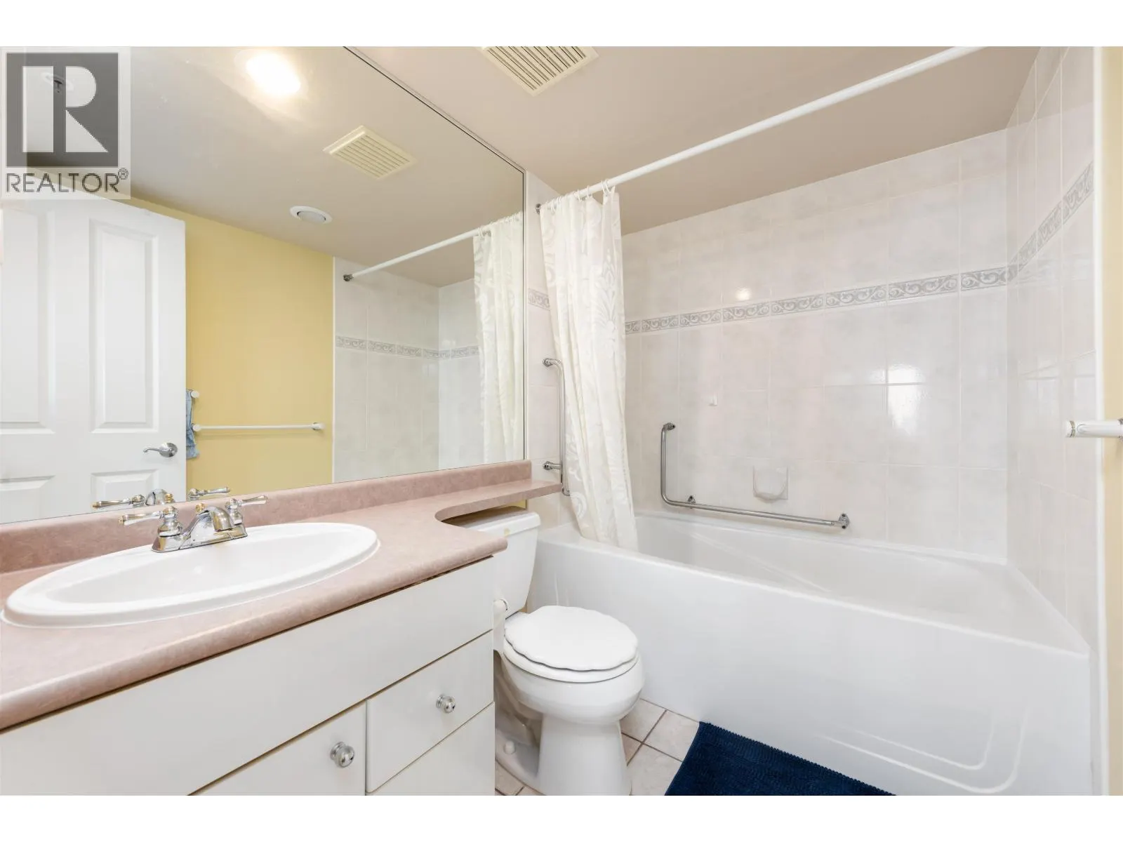 1203 6611 SOUTHOAKS CRESCENT