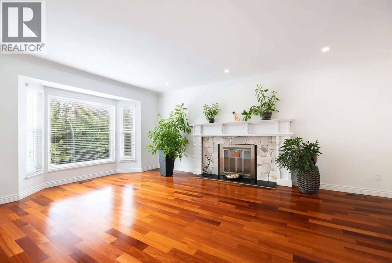 432 RIVERVIEW CRESCENT