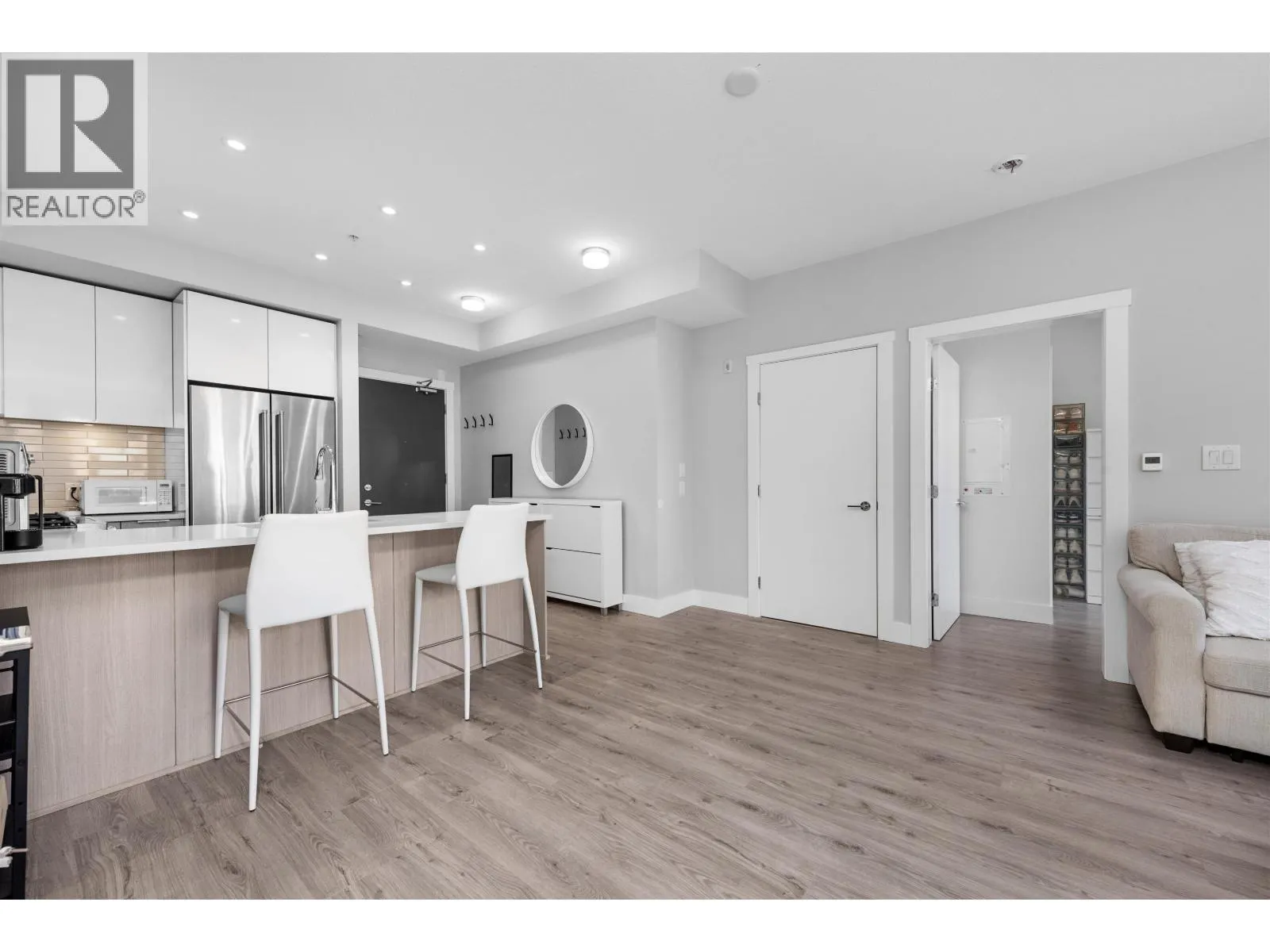 309 3588 SAWMILL CRESCENT