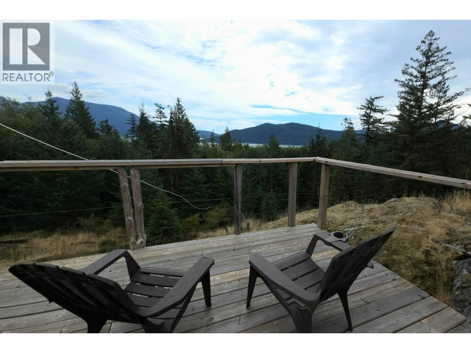 LOT 44 FIRCOM PLATEAU
