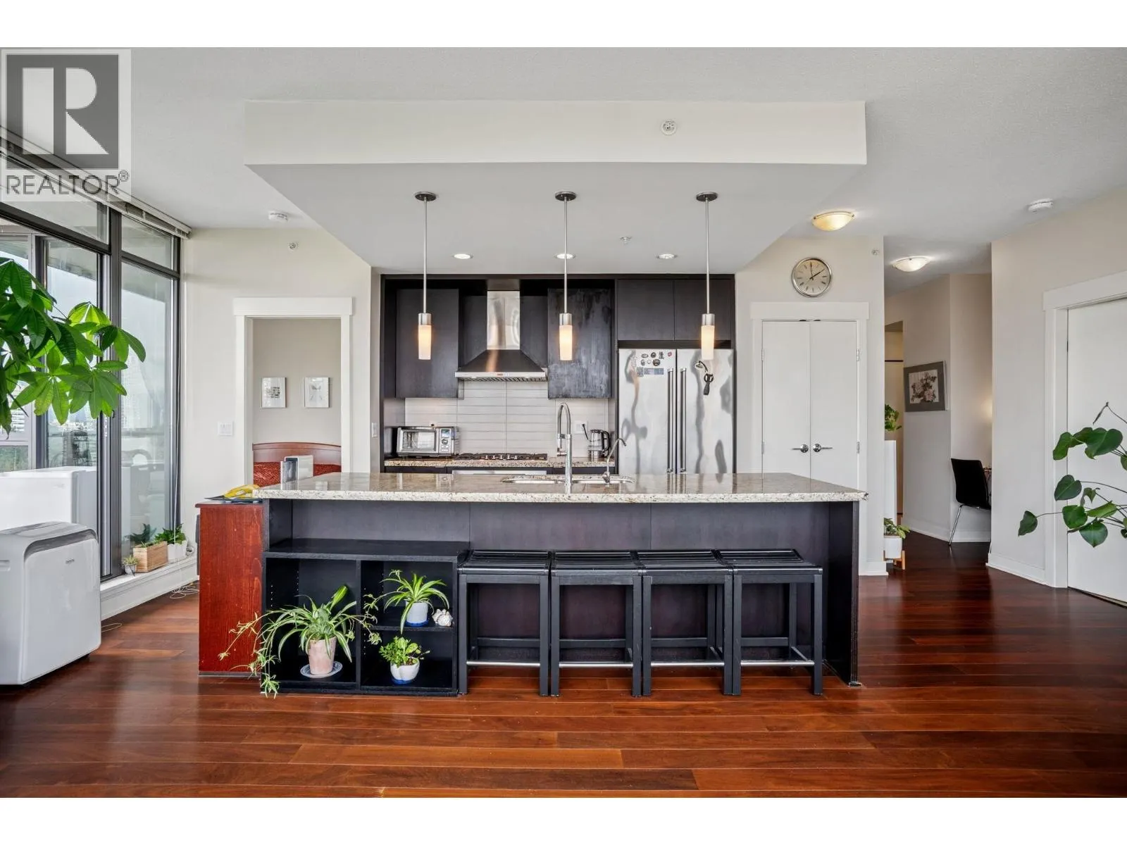 2103 7088 18TH AVENUE