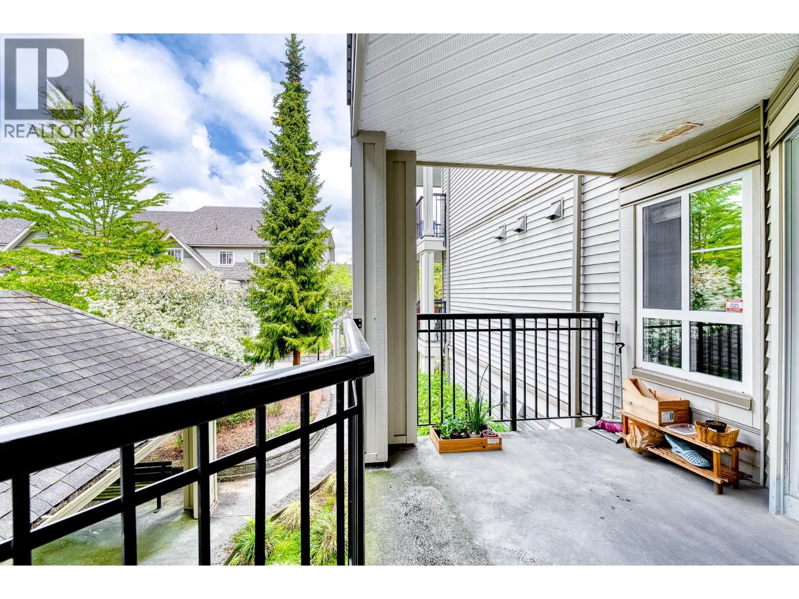 210 9333 ALBERTA ROAD