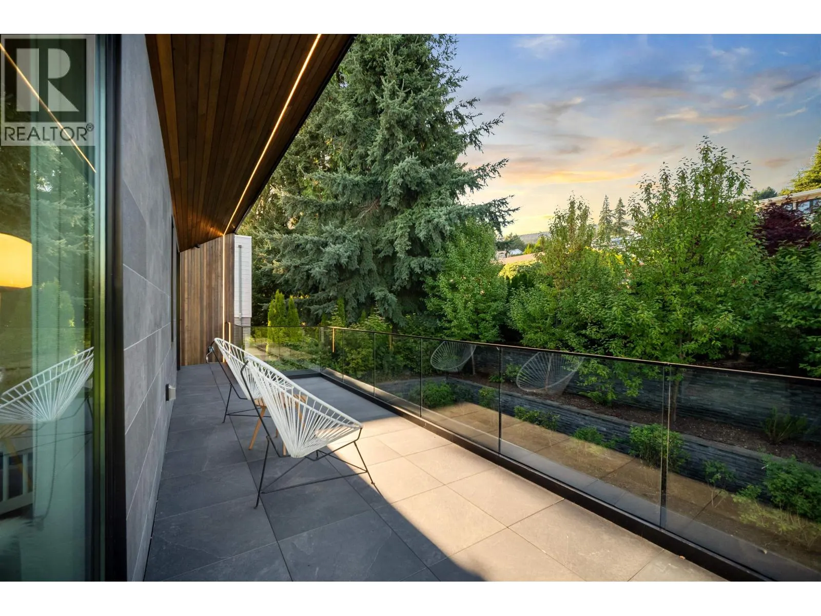 1510 CAMELOT ROAD