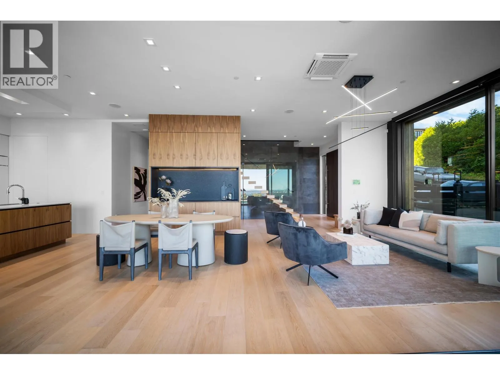 1510 CAMELOT ROAD