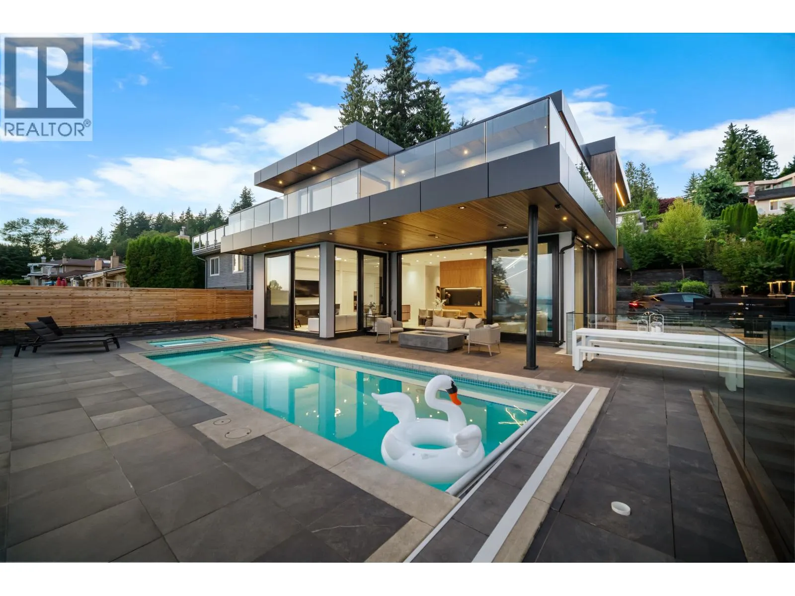 1510 CAMELOT ROAD