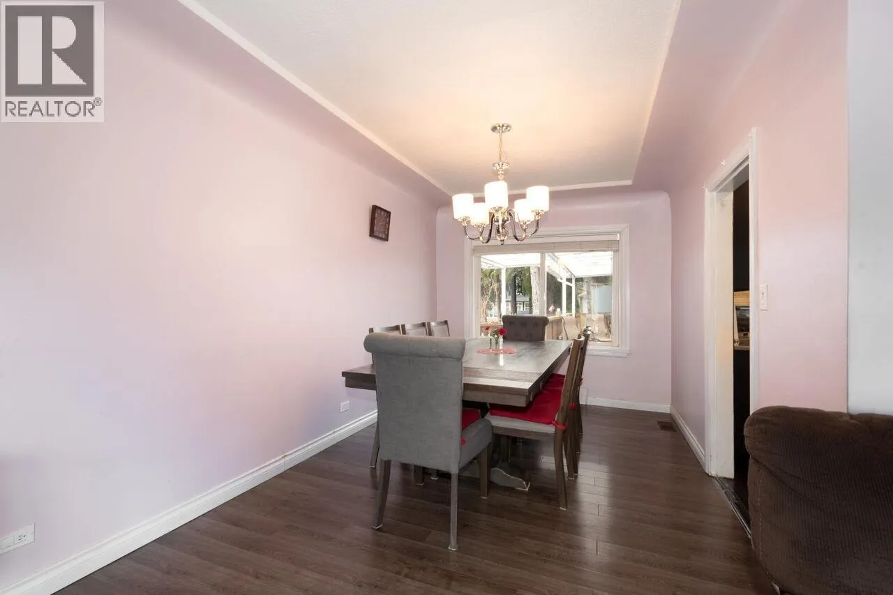 933 FIFTH STREET