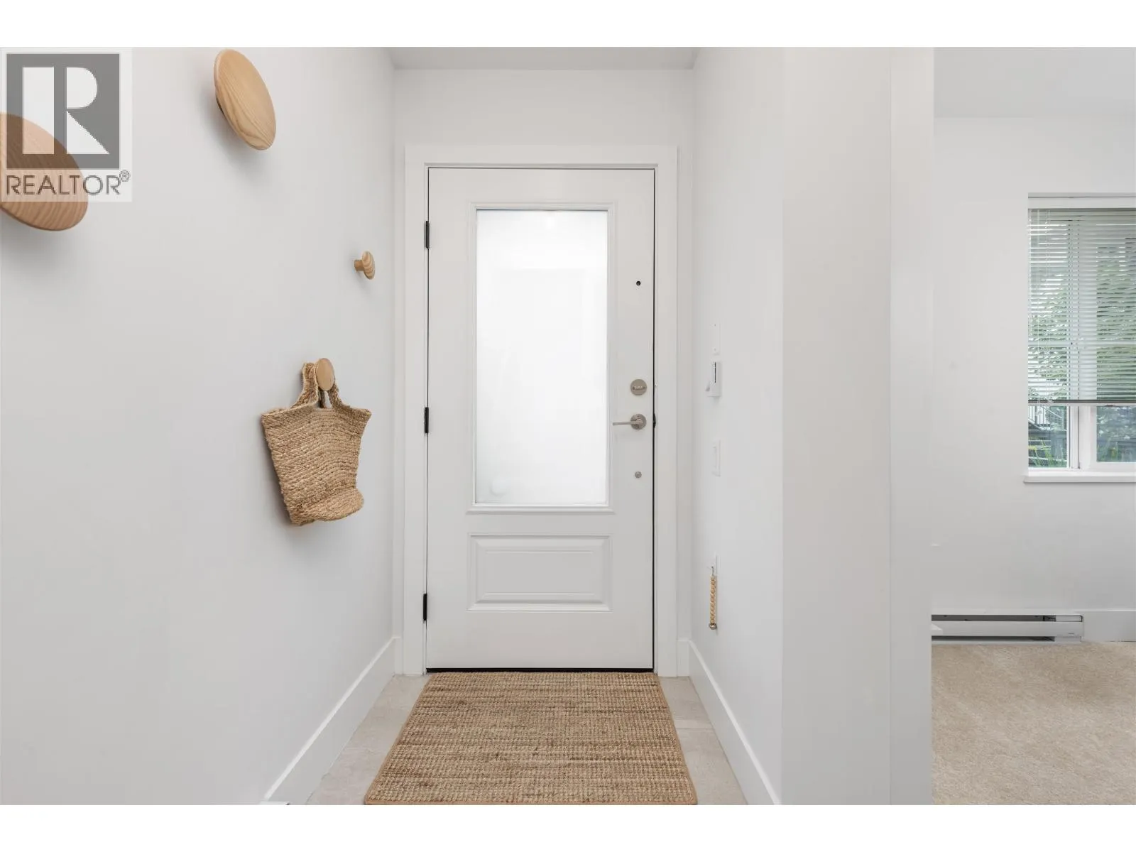 17 4716 ORCA WAY