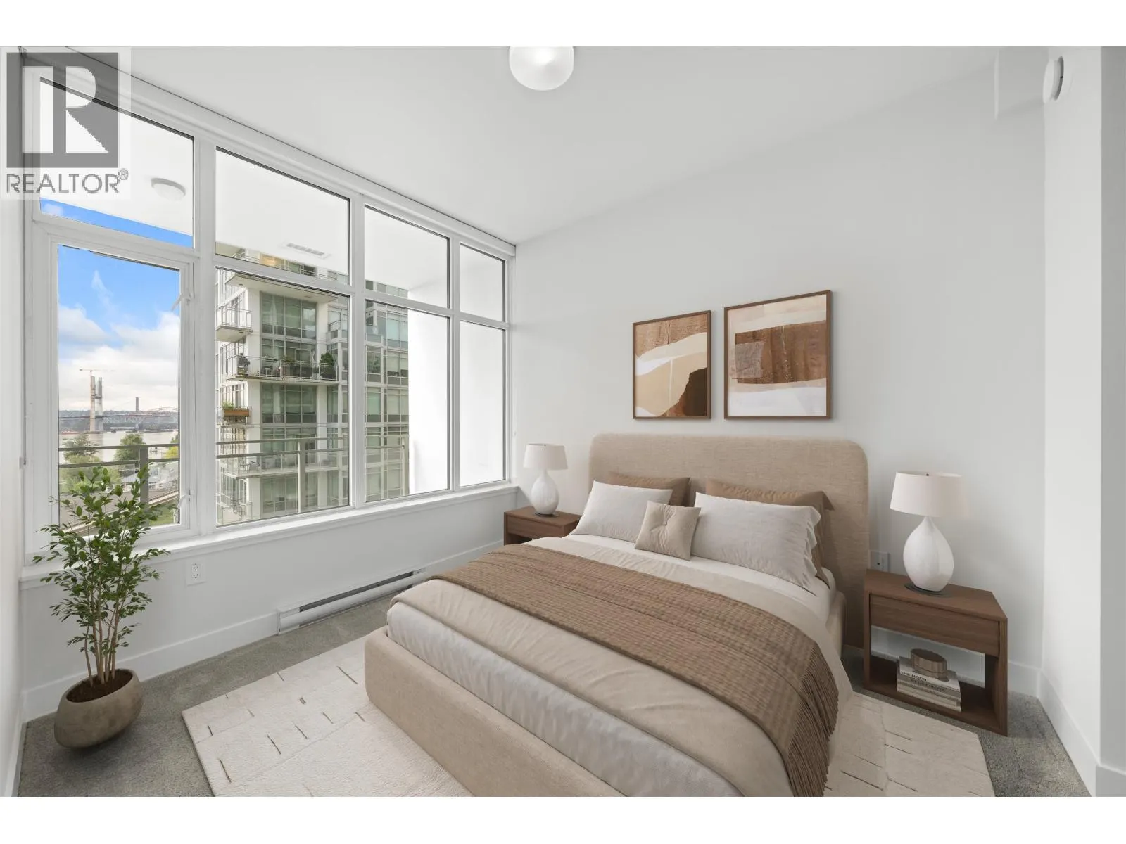 713 258 NELSON'S COURT