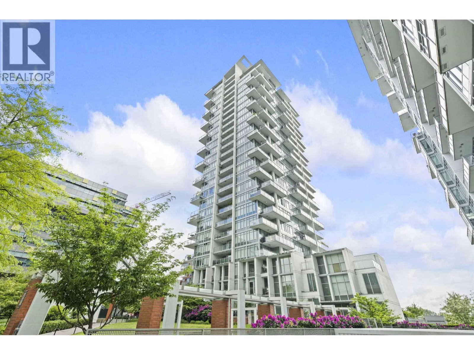 713 258 NELSON'S COURT