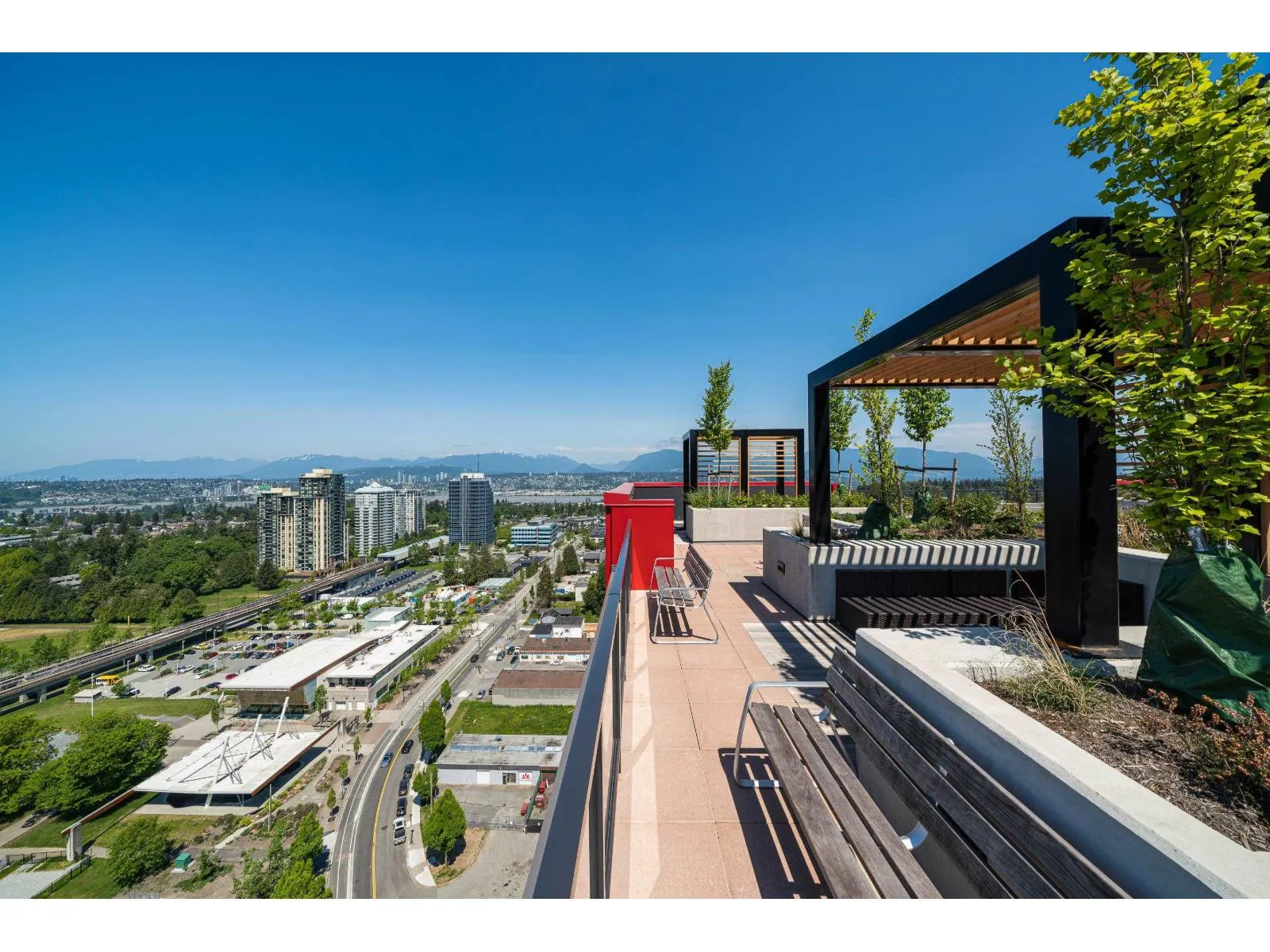 1011 10626 CITY PARKWAY