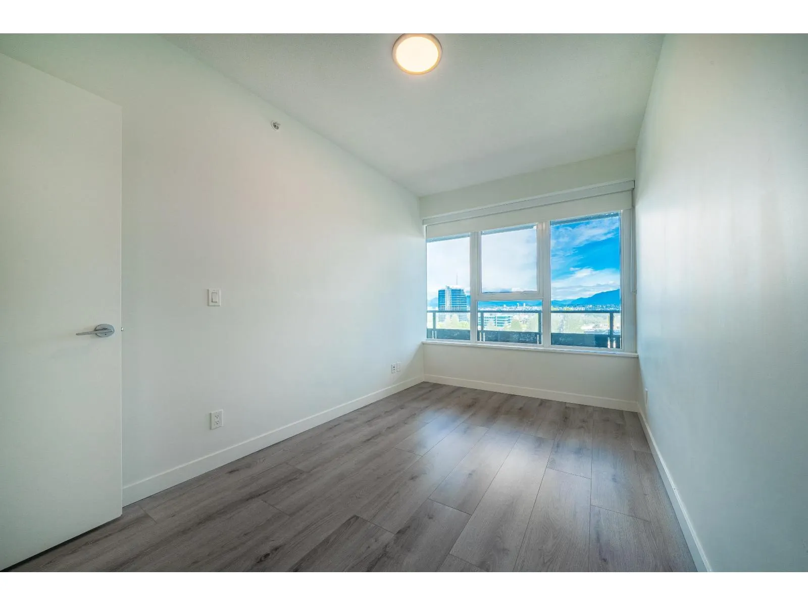 1011 10626 CITY PARKWAY