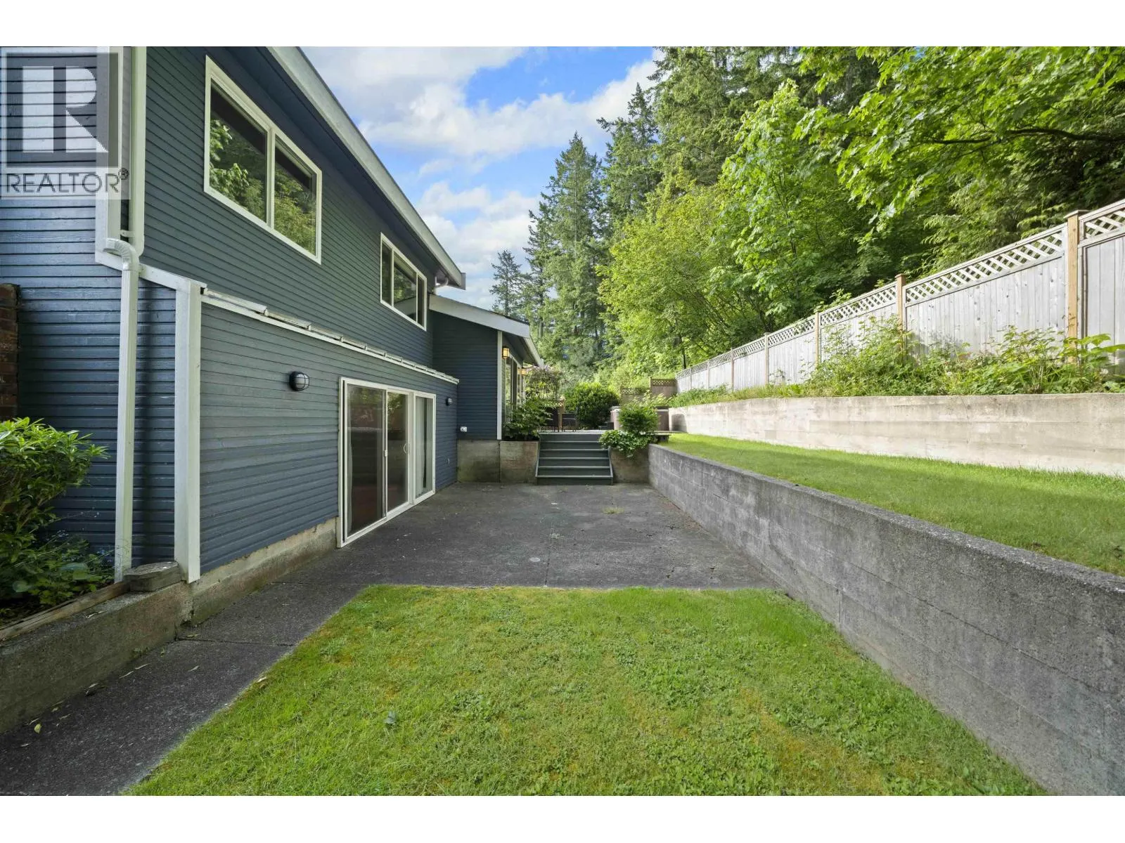 163 WOODLAND DRIVE
