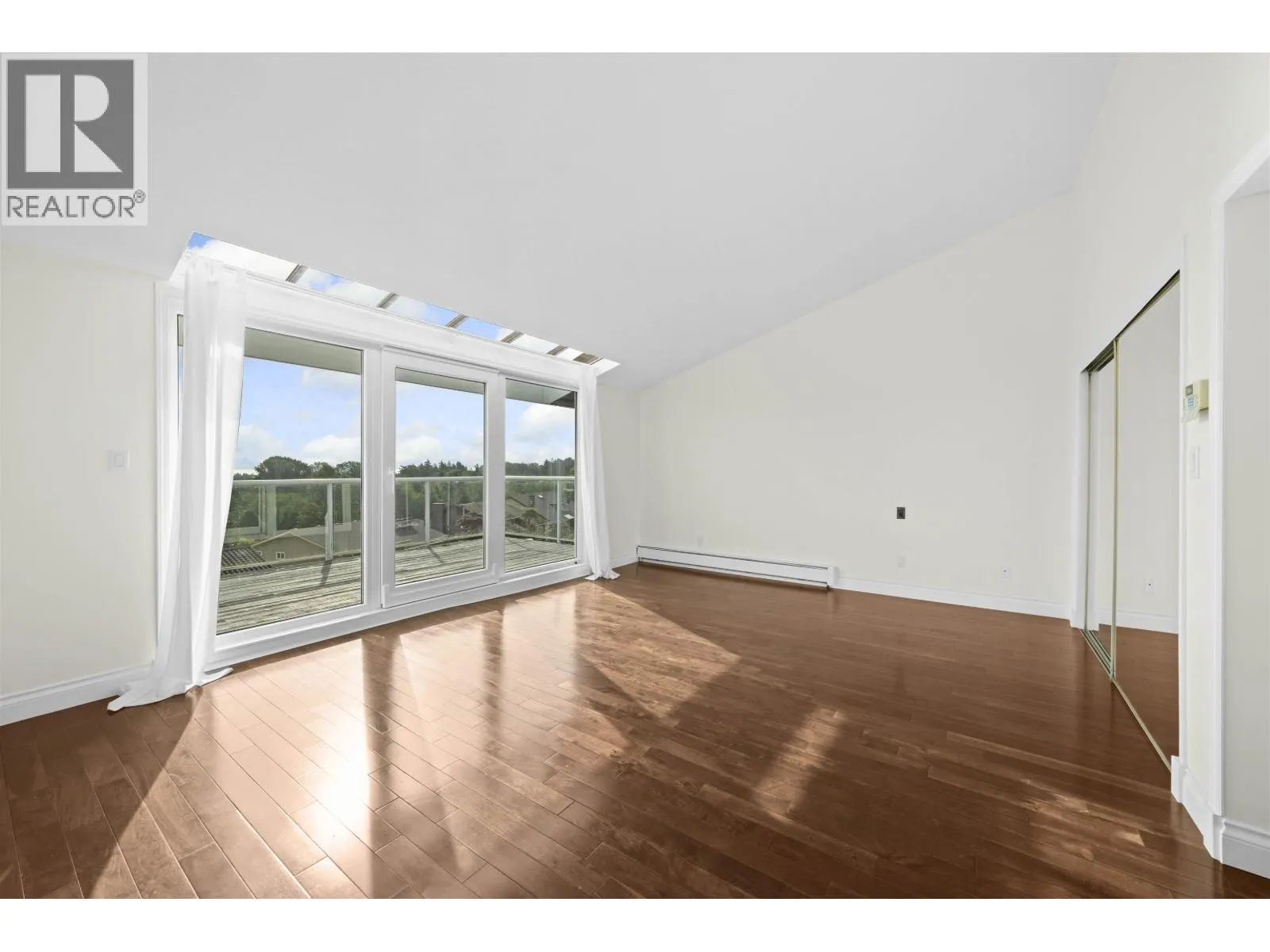 163 WOODLAND DRIVE