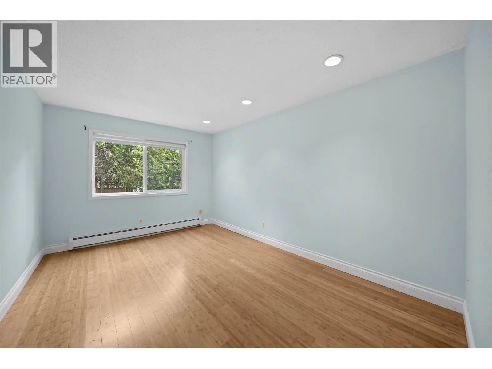 163 WOODLAND DRIVE